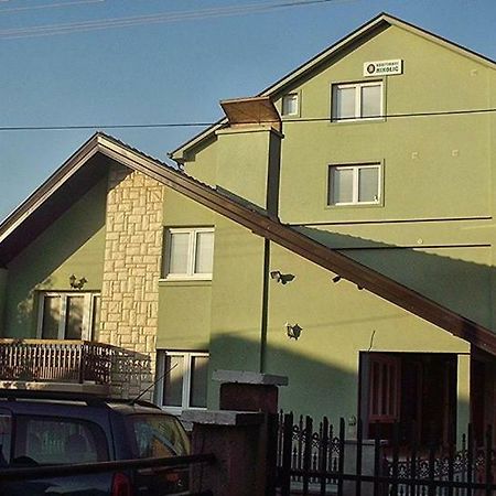 Golden Danube Acomodação com café da manhã Veliko Gradište Exterior foto