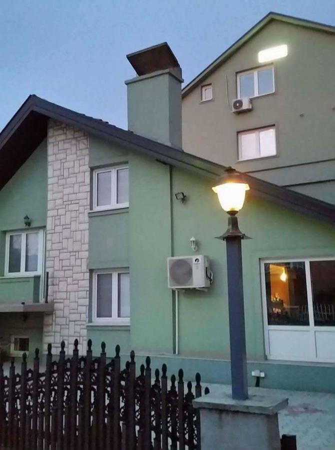 Golden Danube Acomodação com café da manhã Veliko Gradište Exterior foto
